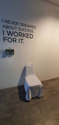 เก้าอี้พลาสติกสีขาว - เจ๊แมว เต็นท์เช่า บางเขน